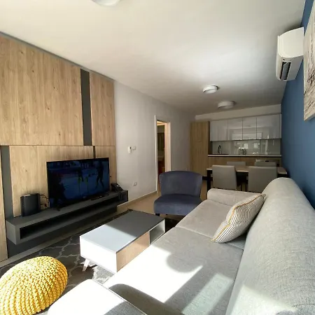 Sofia Apartment *